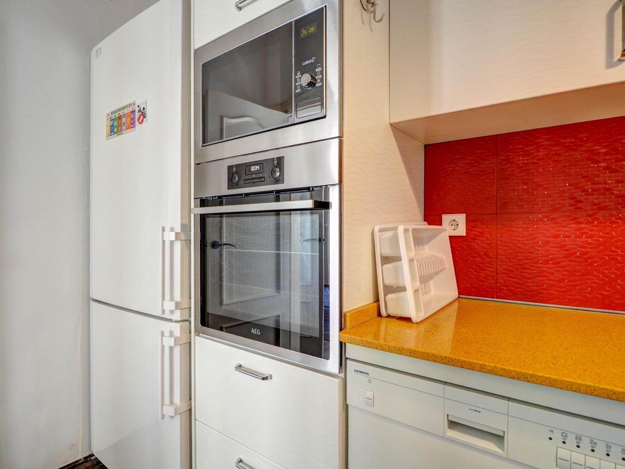 The Lilium Apartment By Hello Homes Sitges Exteriör bild