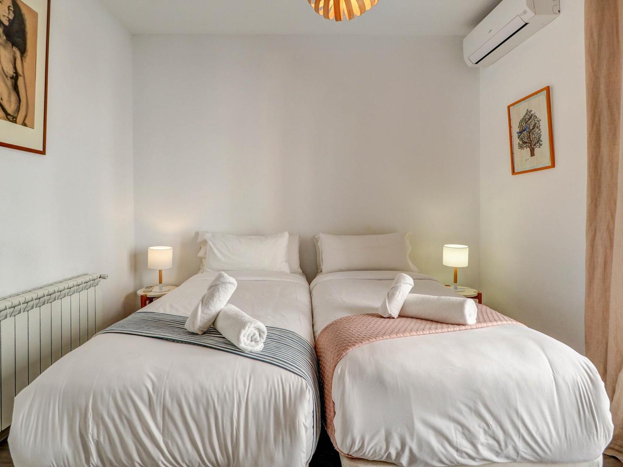 The Lilium Apartment By Hello Homes Sitges Exteriör bild