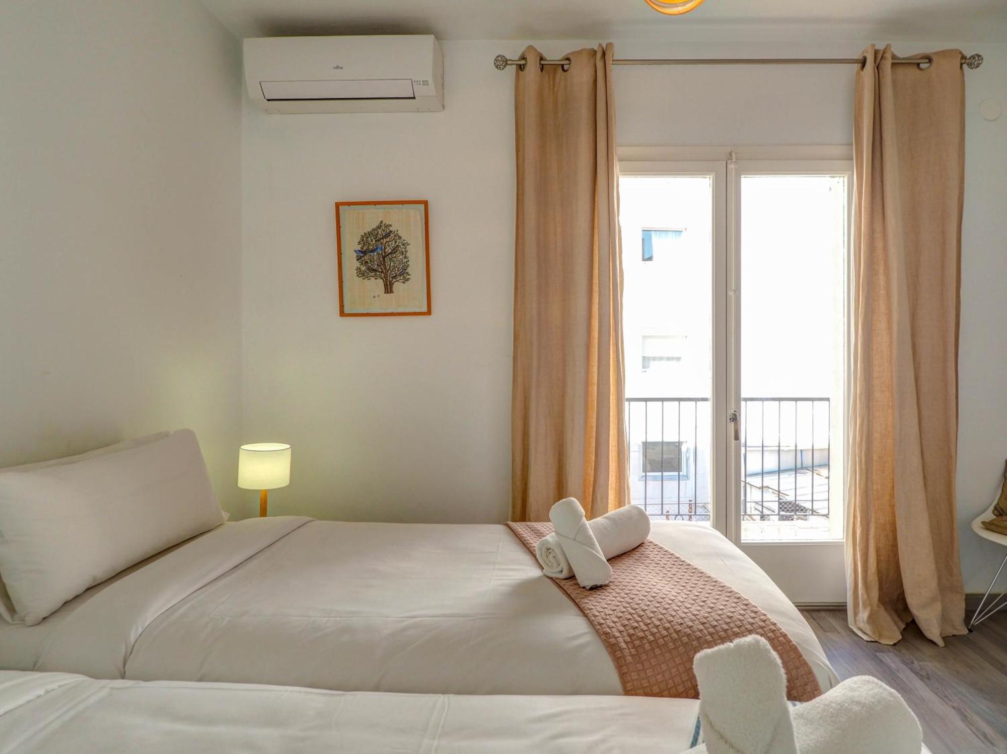 The Lilium Apartment By Hello Homes Sitges Exteriör bild